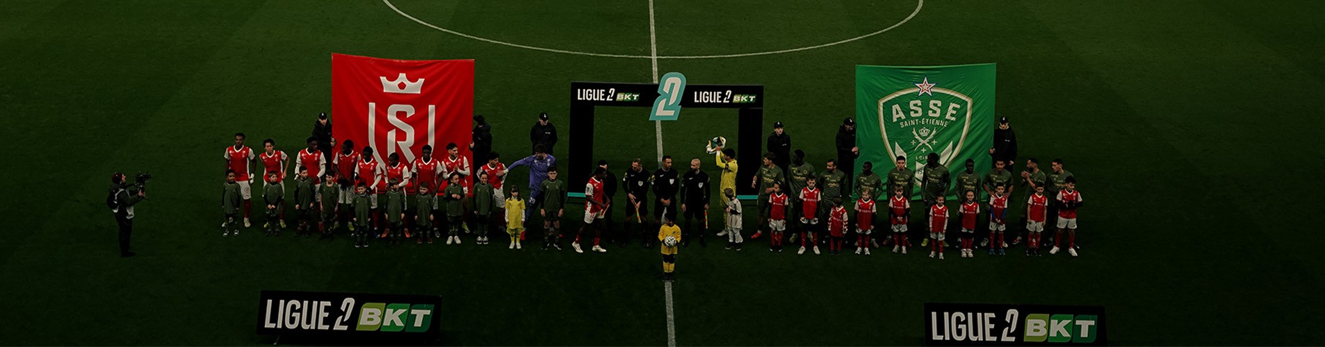 12 enfants de clients societaires ramasseurs de balles lors du match reims saint etienne 94d6de26