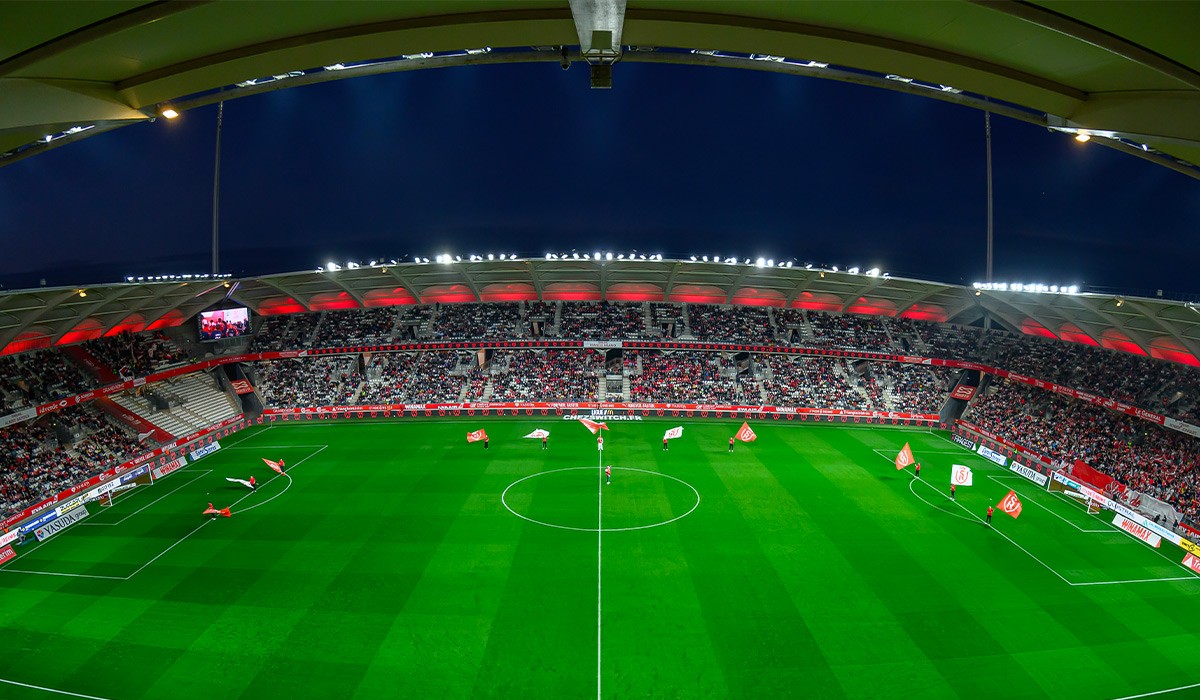 21 enfants de clients societaires escort kids lors du derby reimstroyes 00592877