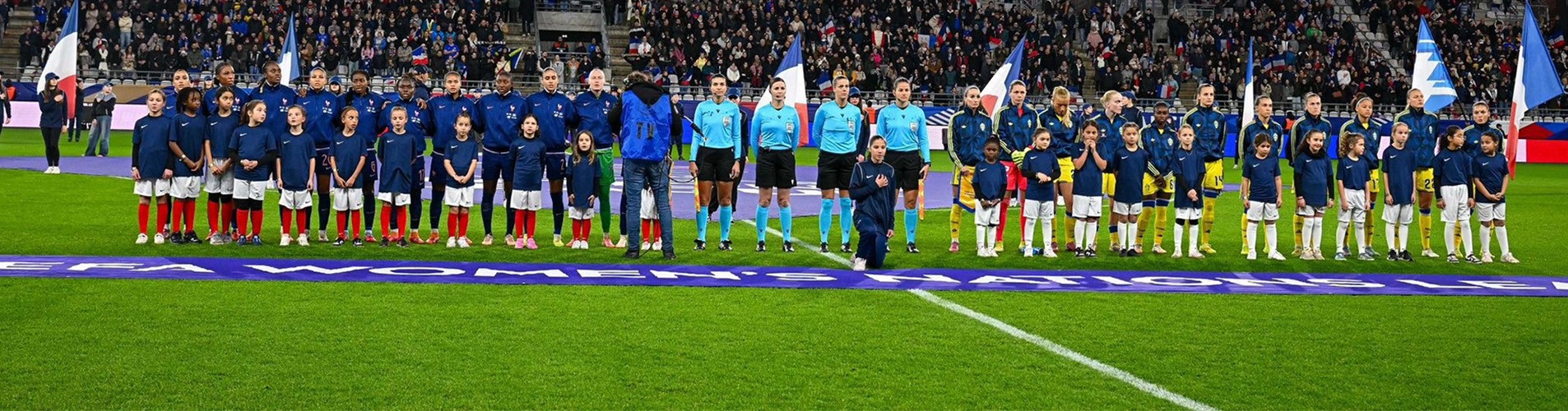 le credit agricole du nord est fait vivre une experience unique a des jeunes licenciees lors du match france suede feminin a reims 8699caa9