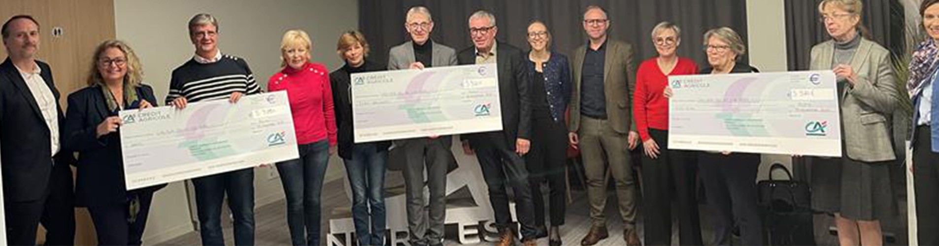 remise de cheques au profit de trois associations engagees sur le territoire 7b47435e